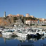 Maisonnette Avec Climatisation Et Terrasse à 900m De La - Fr-1-619-142