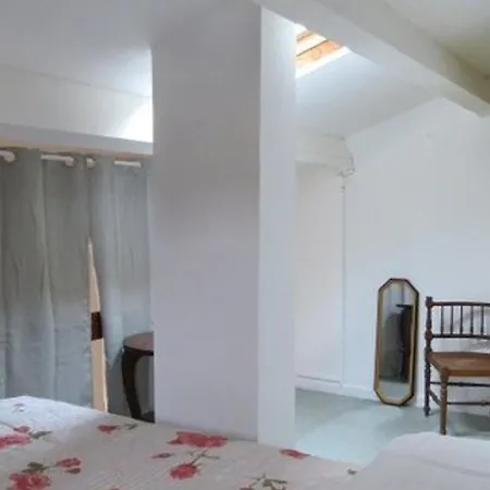 Maisonnette Avec Climatisation Et Terrasse A 900m De La - Fr-1-619-142 فلوري