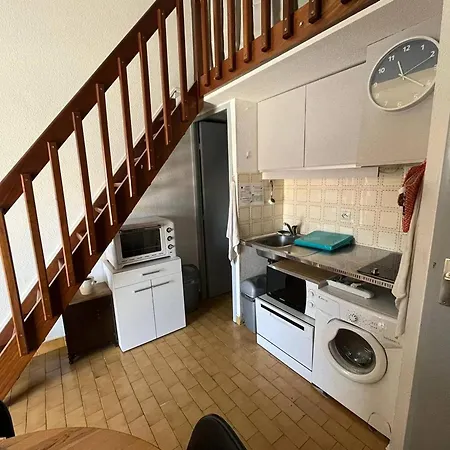 Maisonnette Avec Climatisation Et Terrasse A 900m De La - Fr-1-619-142 *